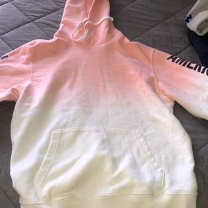 American eagle pink/white sweatshirt